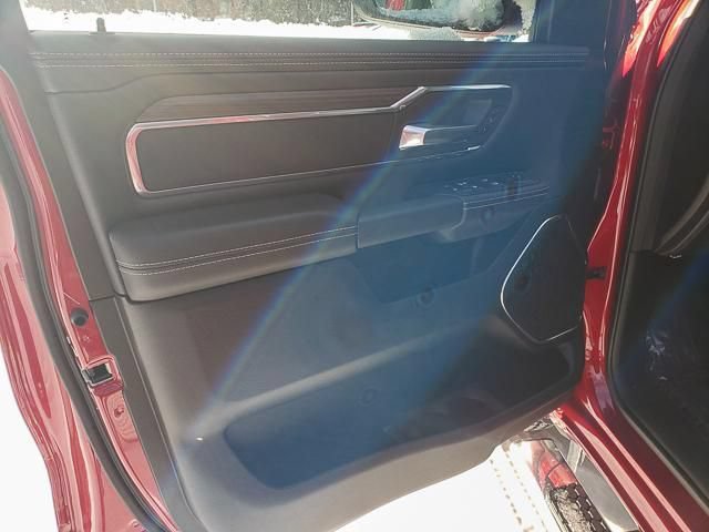 New 2026 RAM 1500 Laramie AWD/4WD image 6