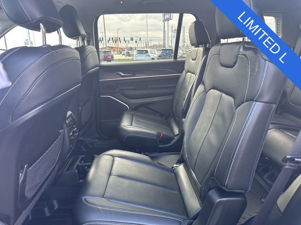 Used 2022 Jeep Grand Cherokee L Limited image 21