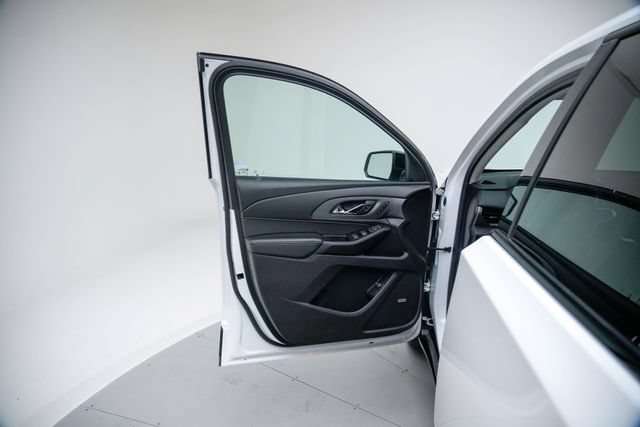 Used 2021 Chevrolet Traverse Premier w/ Redline Edition AWD/4WD image 22