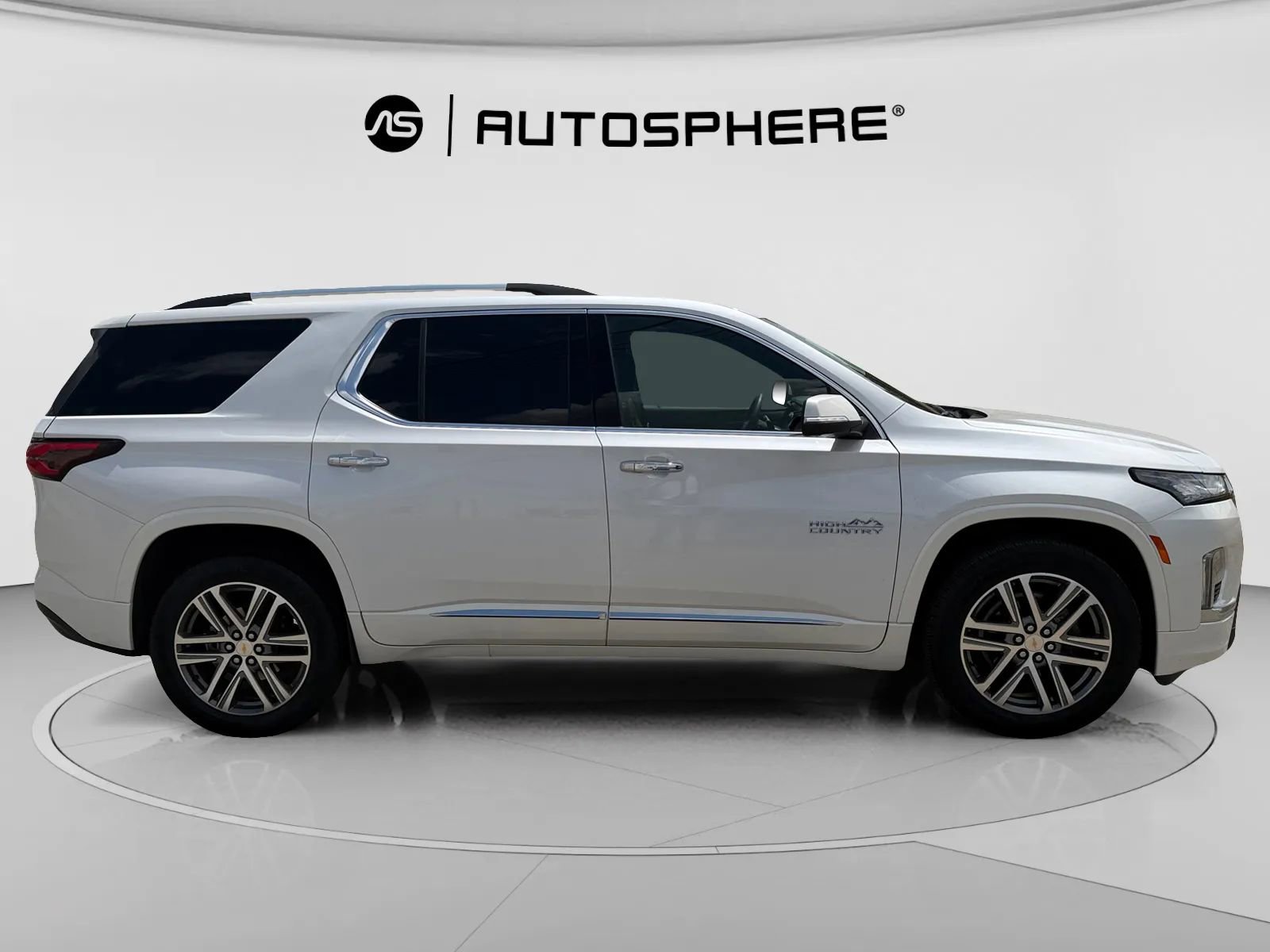 Used 2023 Chevrolet Traverse High Country AWD/4WD image 11