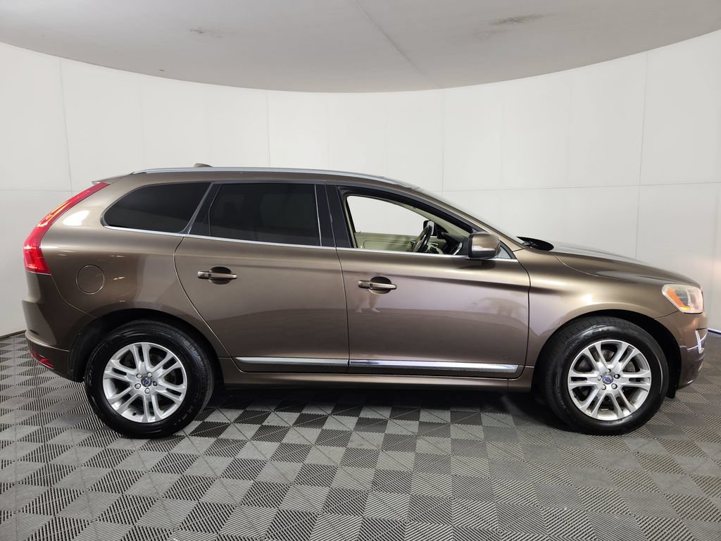 Used 2016 Volvo XC60 T5 Premier FWD image 8