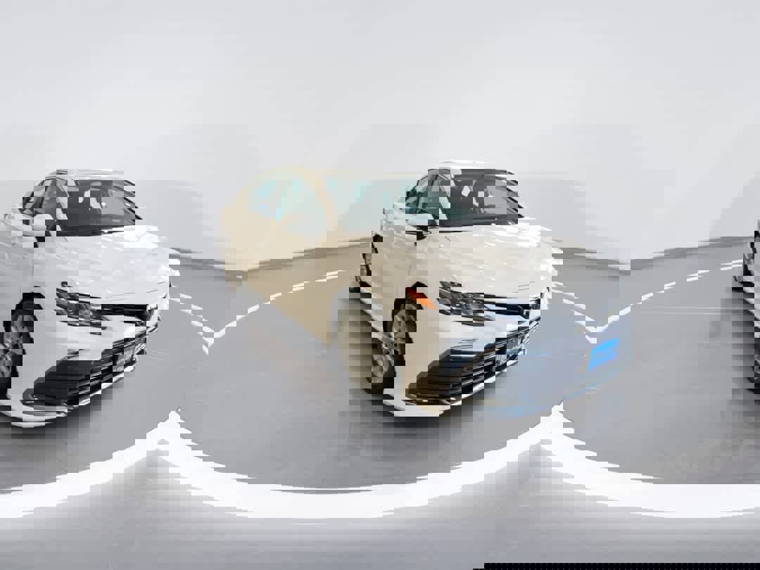 Used 2022 Toyota Camry LE w/ Cold Weather Package image 3