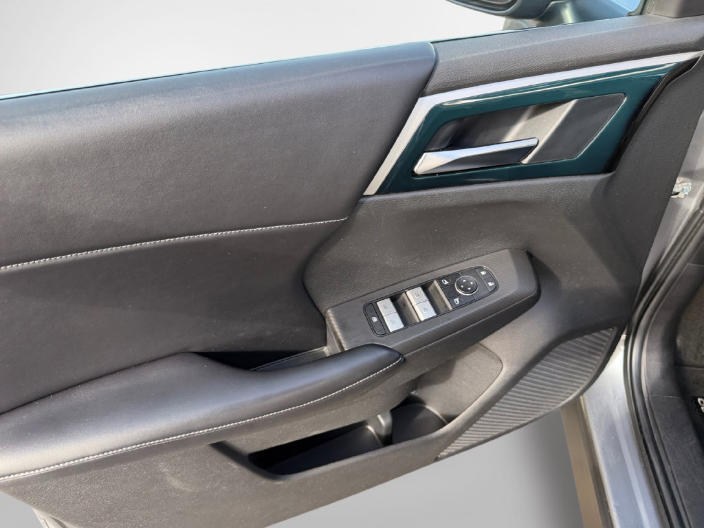 Used 2022 Mitsubishi Outlander SE FWD image 14