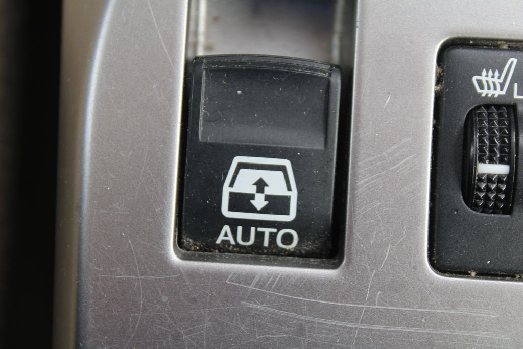 Used 2018 Toyota 4Runner SR5 Premium image 38