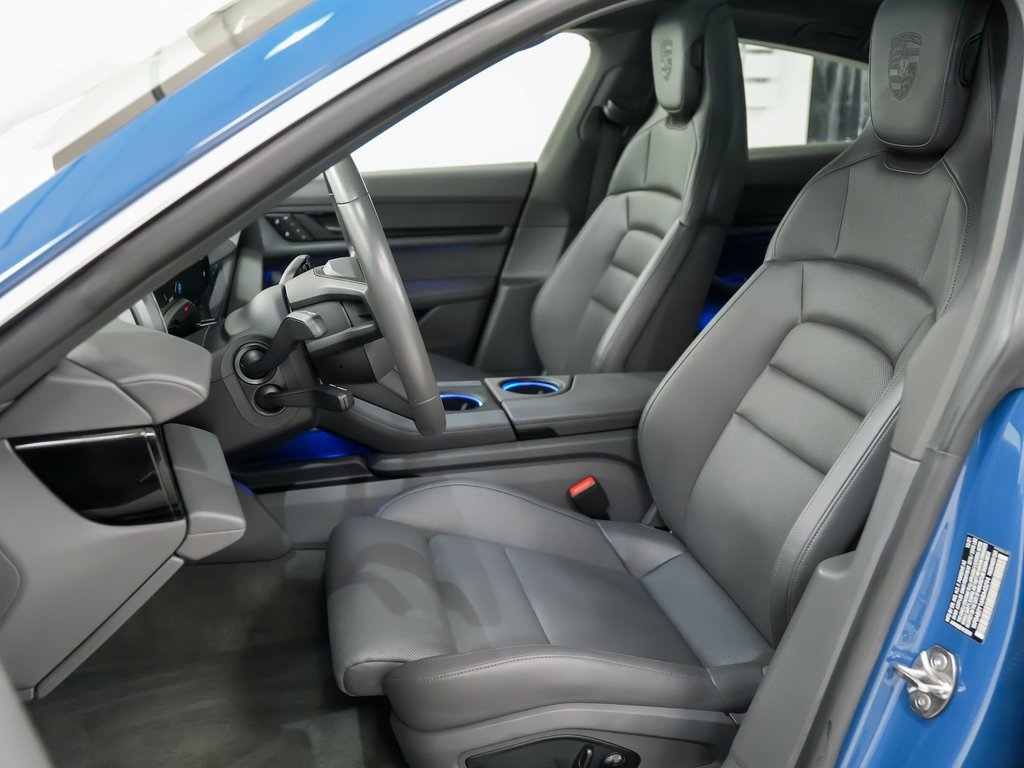 Certified 2022 Porsche Taycan 4S image 5