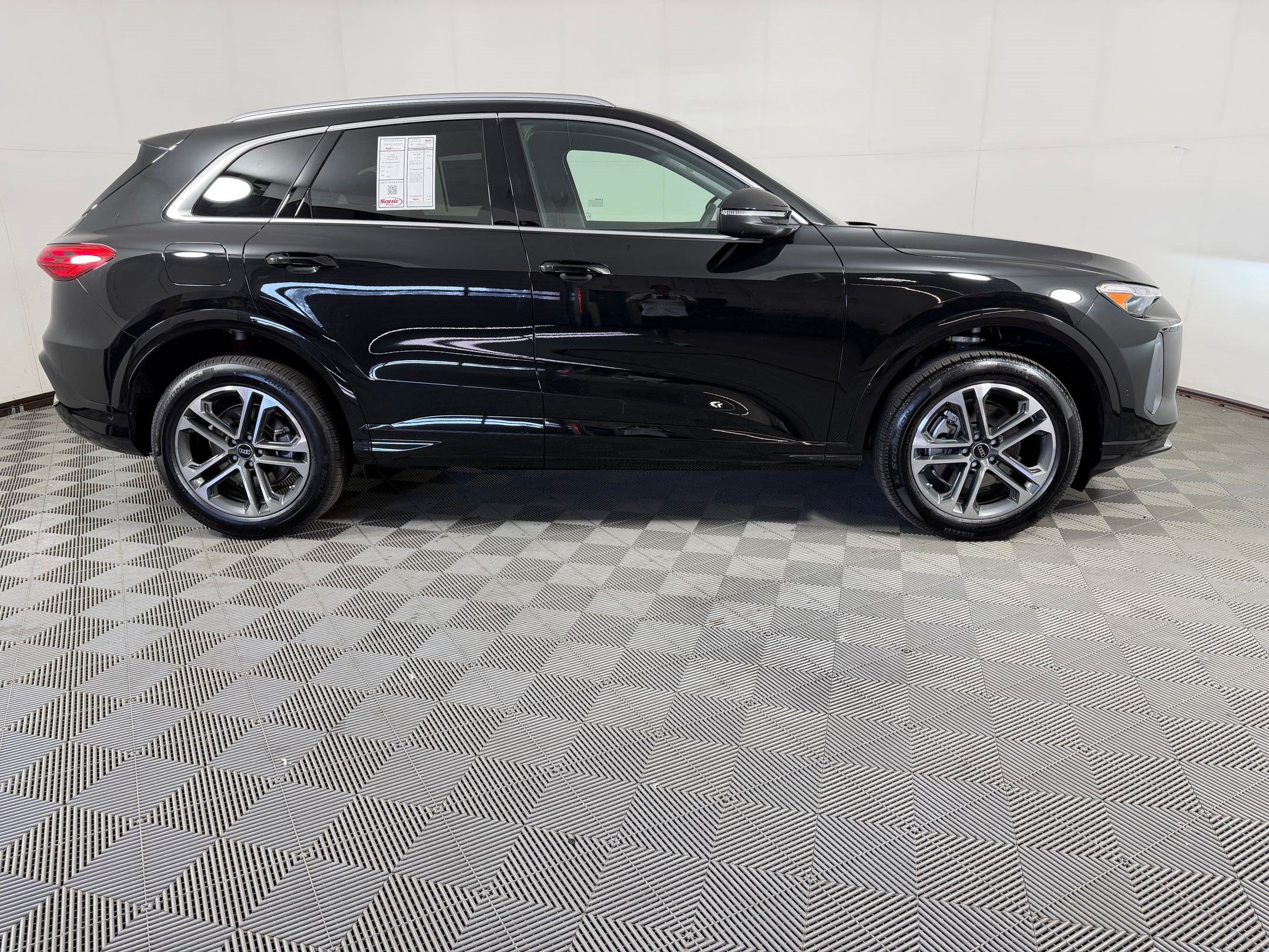 New 2026 Audi Q5 Premium AWD/4WD image 8