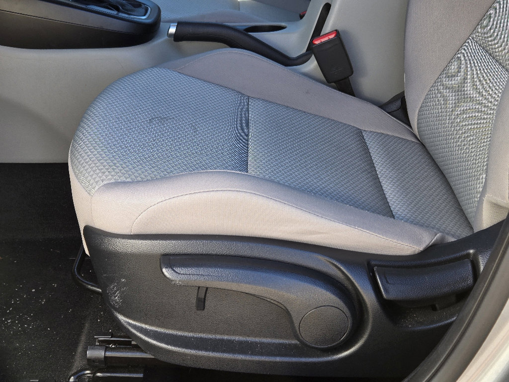 Certified 2025 Kia Soul S image 26