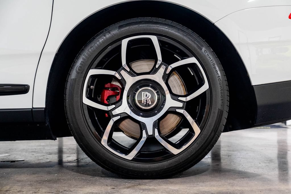 Used 2022 Rolls-Royce Cullinan Black Badge AWD/4WD image 80