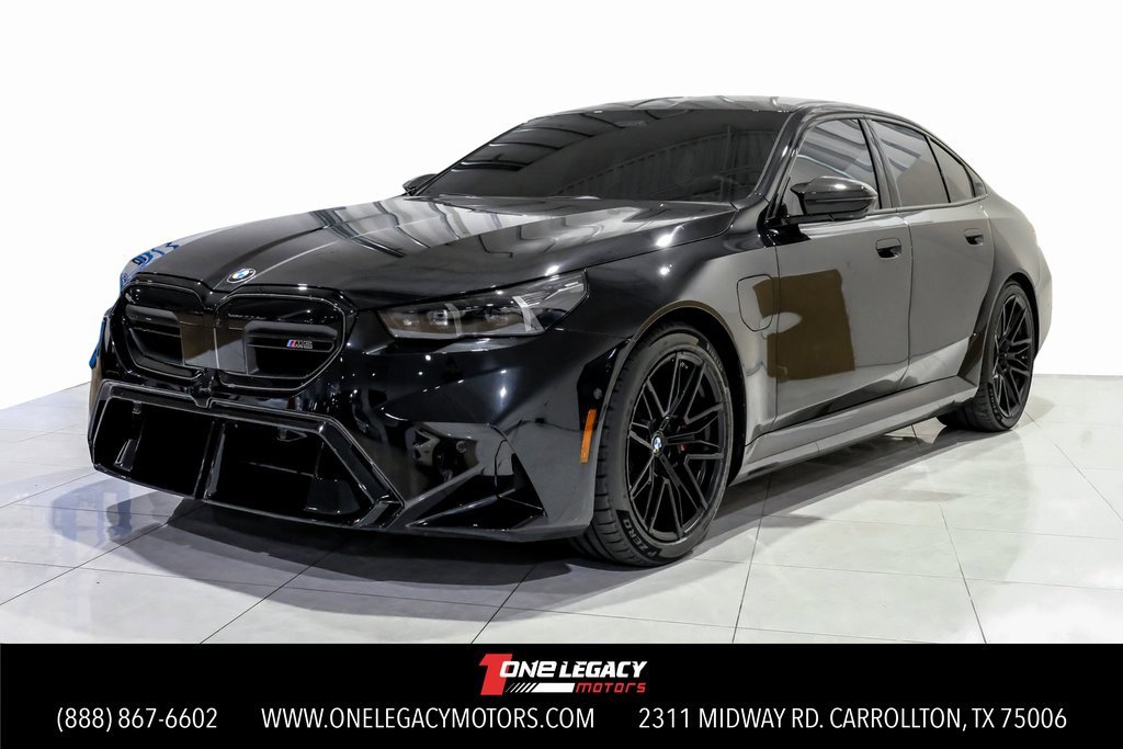 Used 2025 BMW M5 w/ Carbon Package