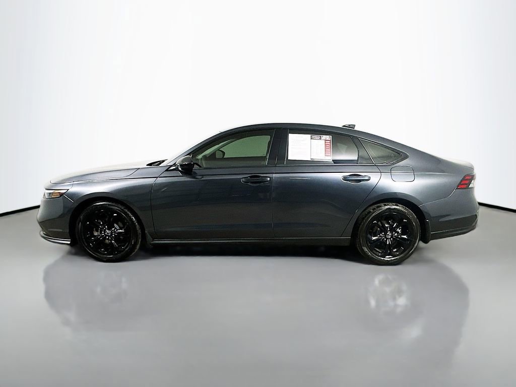 Used 2025 Honda Accord SE image 5