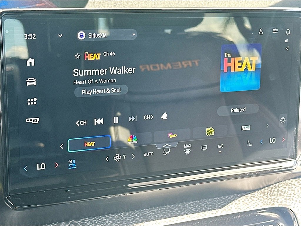 Used 2025 Ford Expedition Tremor image 15