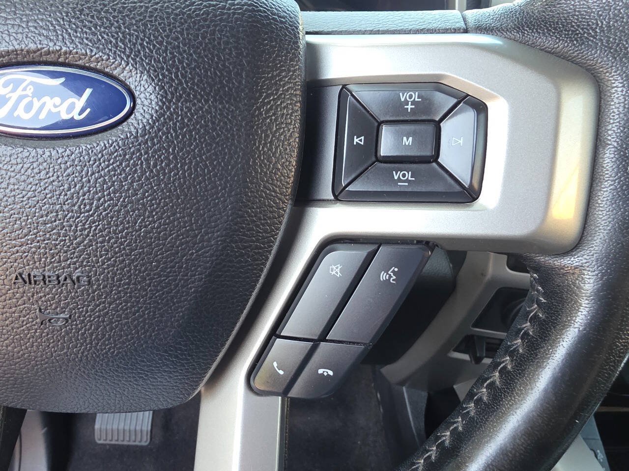 Used 2020 Ford F150 Lariat AWD/4WD image 22