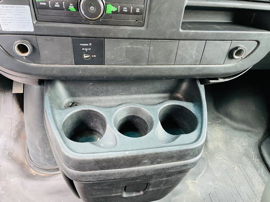 Used 2014 GMC Savana 3500 Extended RWD image 21