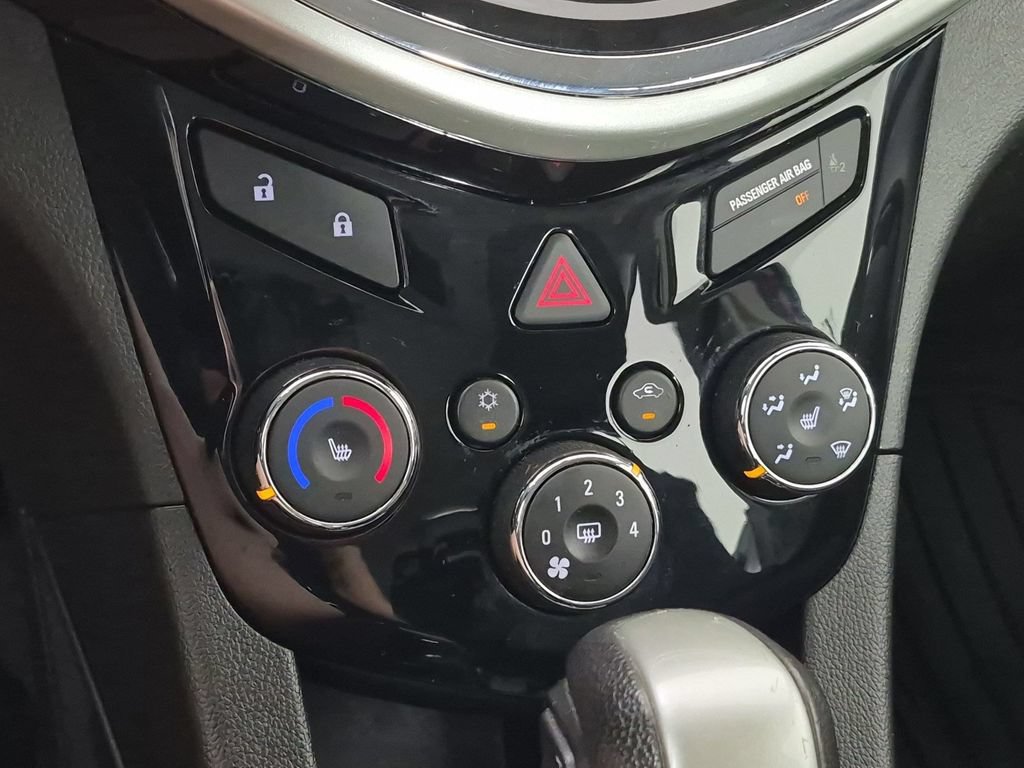 Certified 2020 Chevrolet Sonic LT w/ Convenience Package FWD image 26