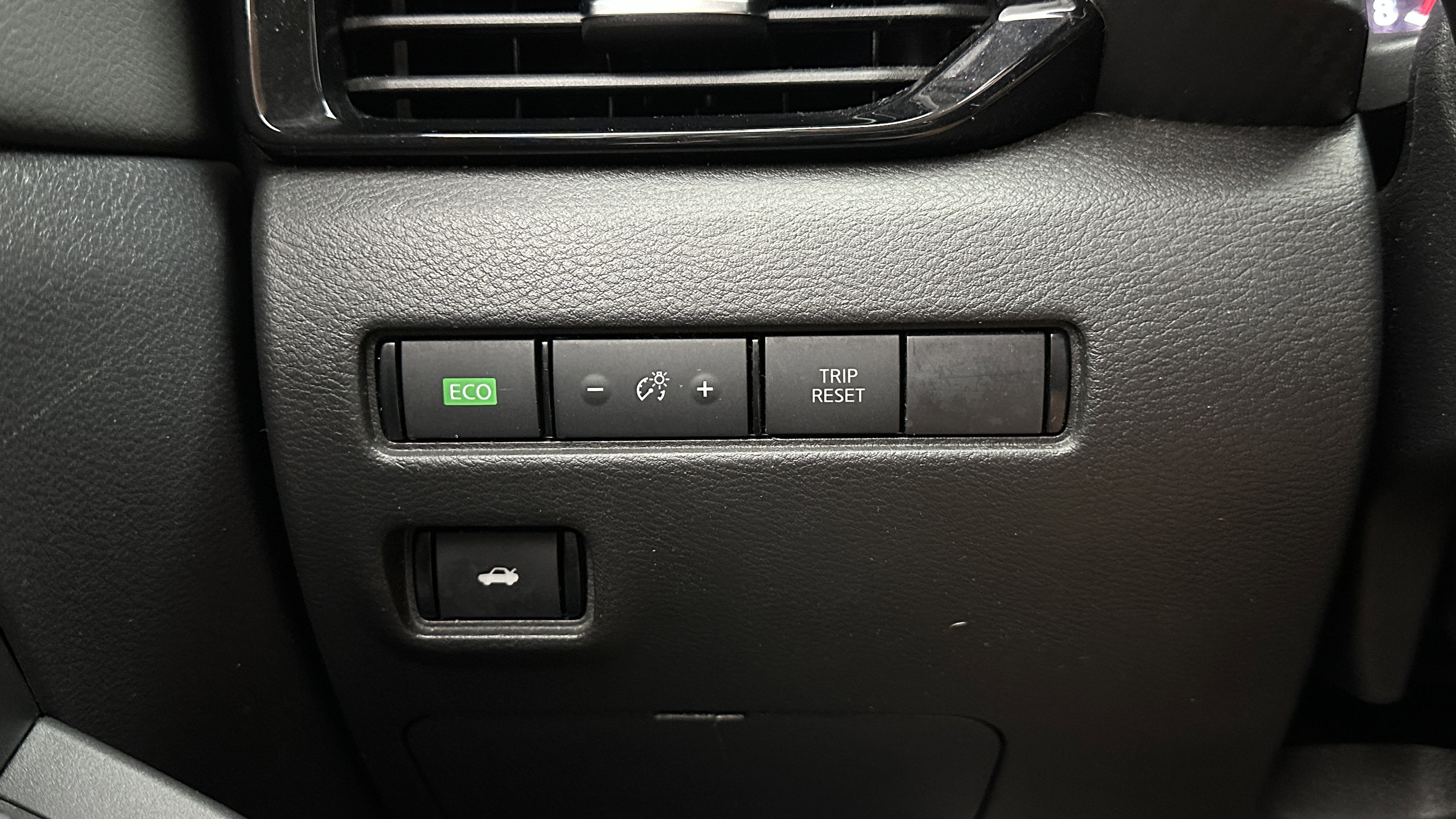 Used 2021 Nissan Sentra SV image 19