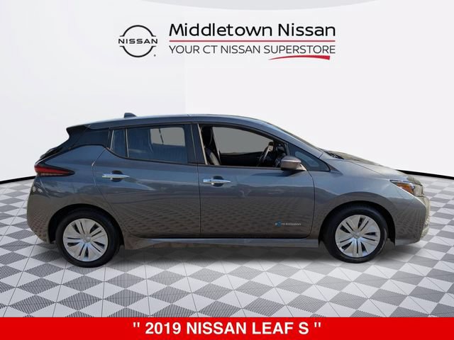 Used 2019 Nissan Leaf S w/ S Charge Package FWD image 2