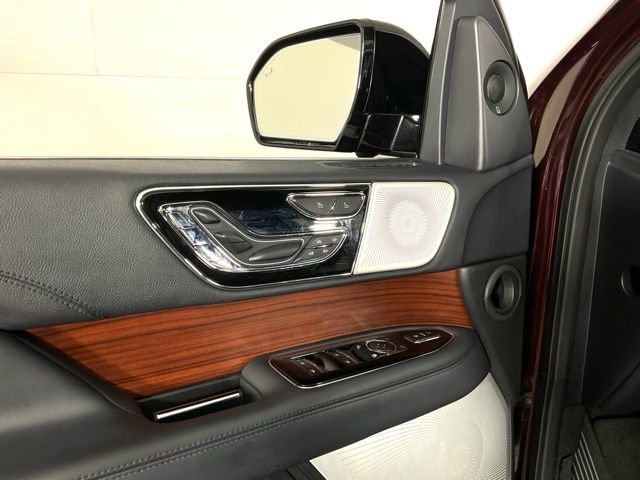 Used 2023 Lincoln Navigator L Reserve image 28