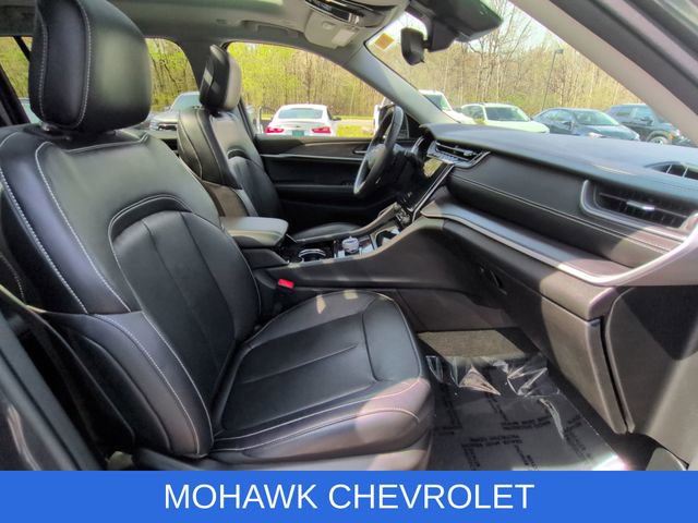 Used 2021 Jeep Grand Cherokee L Limited w/ Trailer Tow Group (B) AWD/4WD image 30