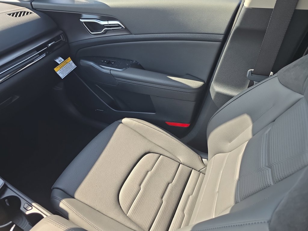 New 2026 Kia Sportage SX AWD/4WD image 15