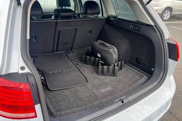 Used 2018 Volkswagen Golf SEL image 25