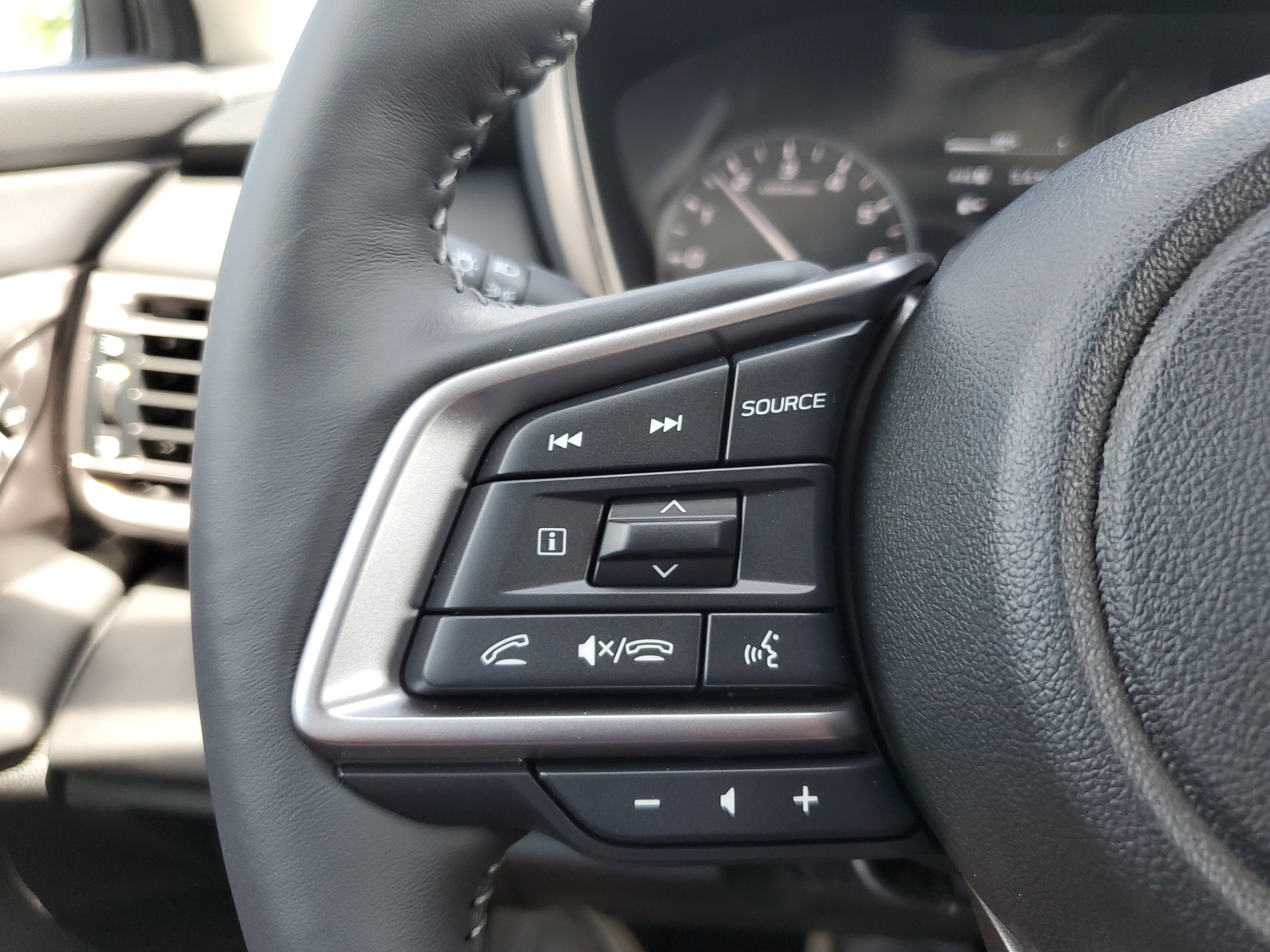 Used 2025 Subaru Outback Touring XT w/ Popular Package #2 image 15