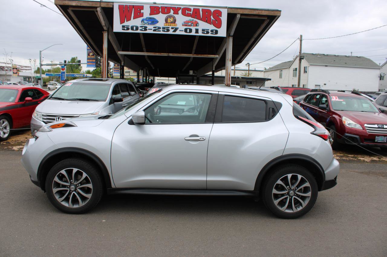 Used 2017 Nissan Juke SV AWD/4WD image 3