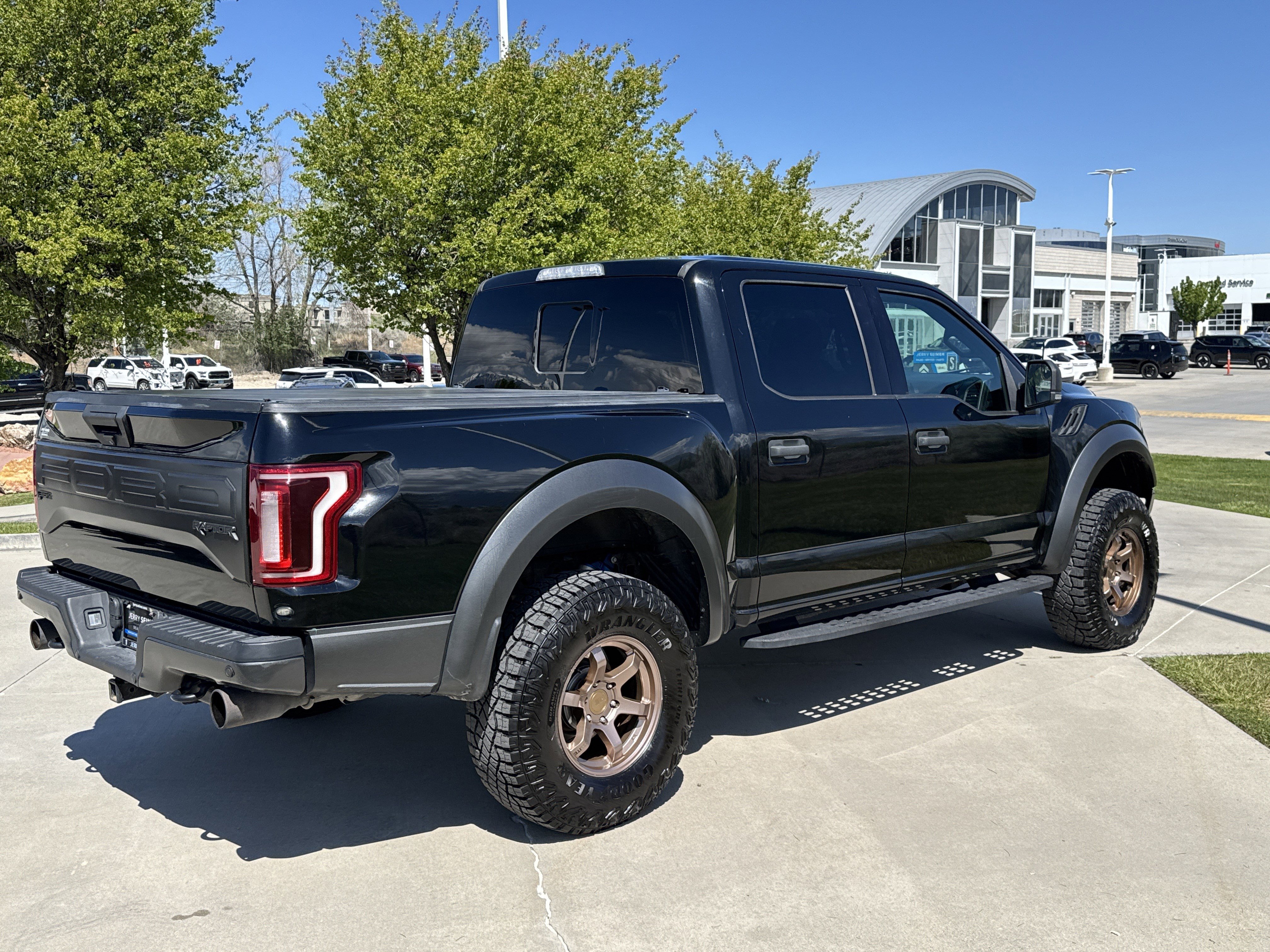 Used 2018 Ford F150 Raptor AWD/4WD image 5