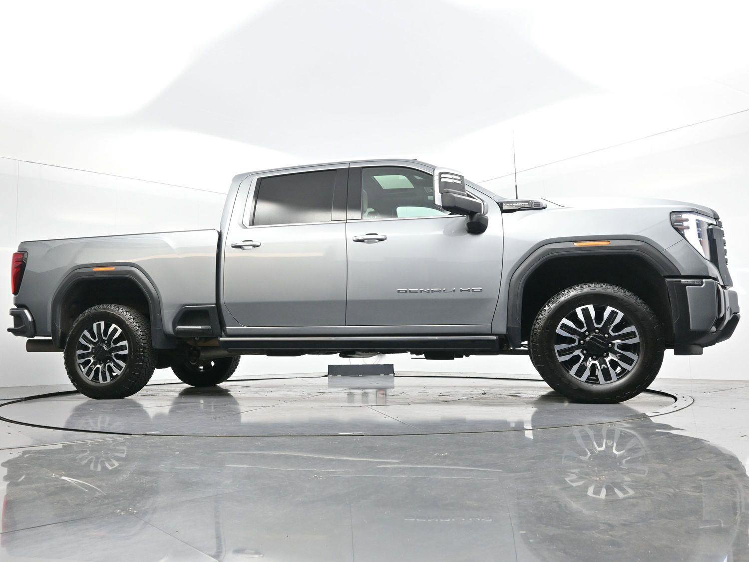 Used 2024 GMC Sierra 2500 Denali Ultimate w/ Max Trailering Package image 48