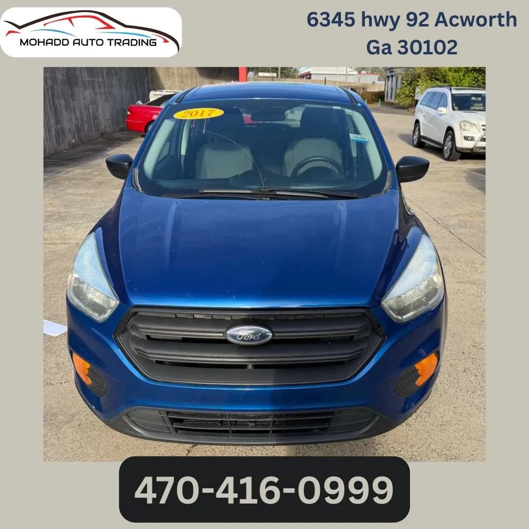 Used 2017 Ford Escape S image 2