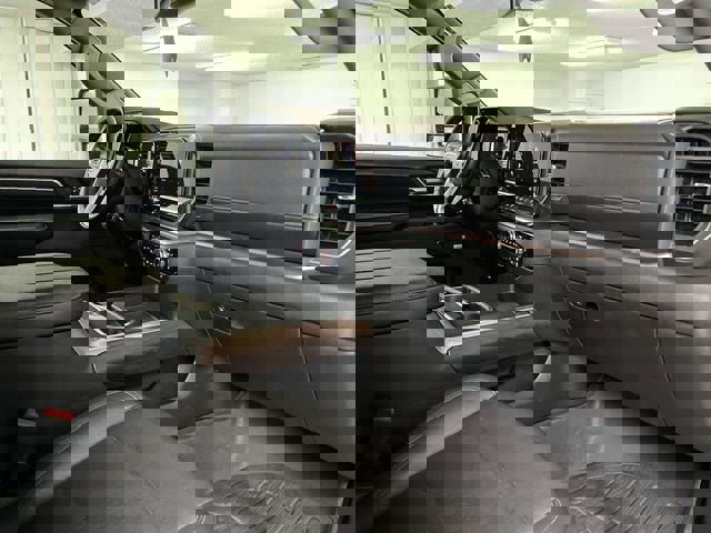 Certified 2024 GMC Sierra 2500 SLT w/ SLT Premium Package image 28