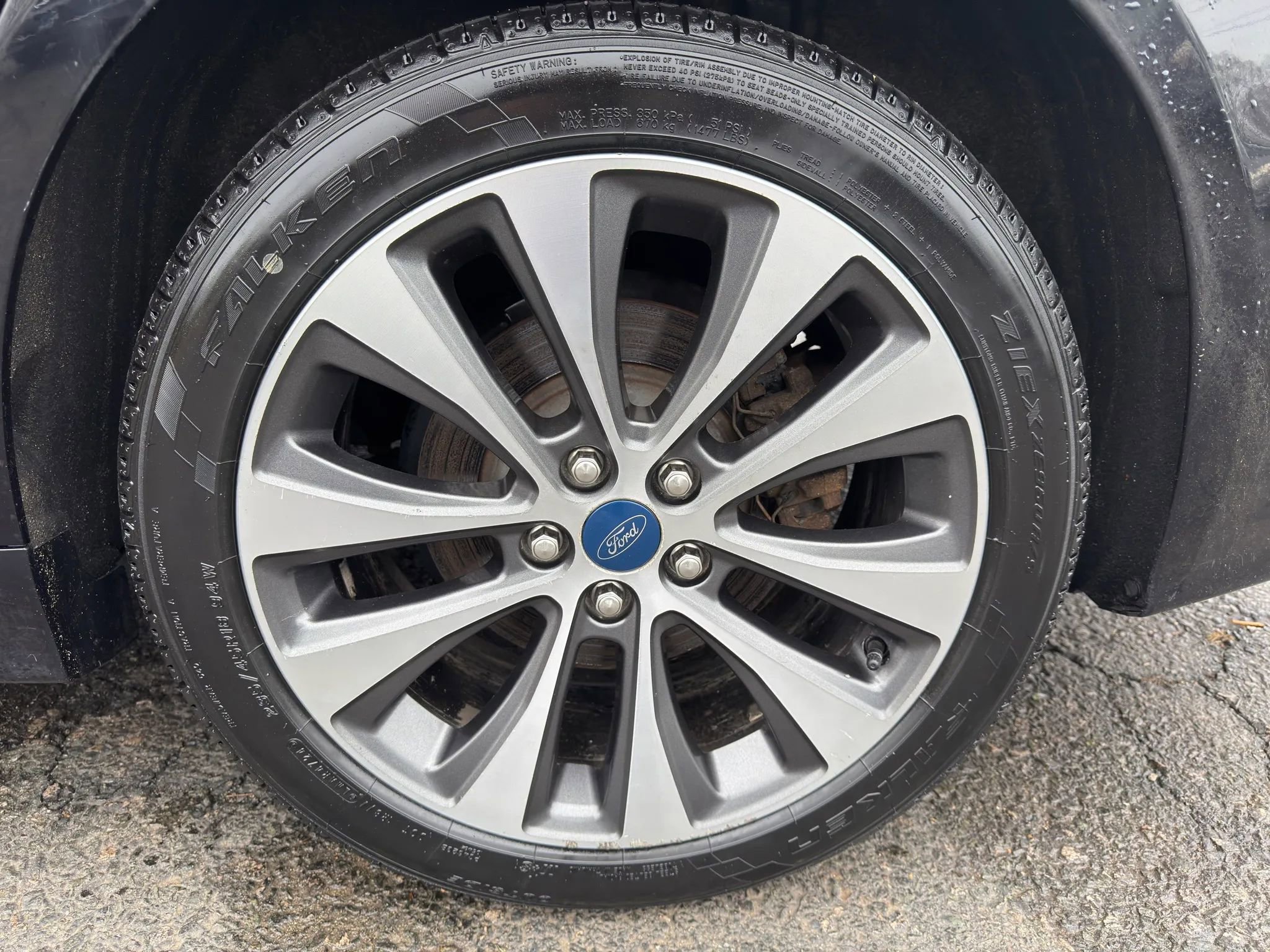 Used 2019 Ford Fusion SE AWD/4WD image 11