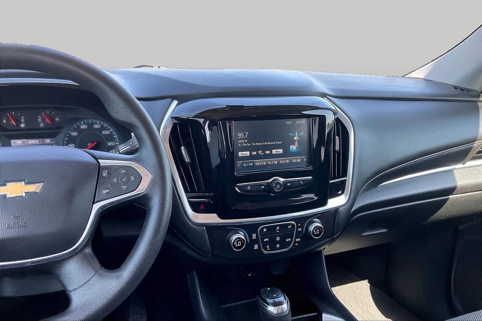 Used 2018 Chevrolet Traverse LS FWD image 7