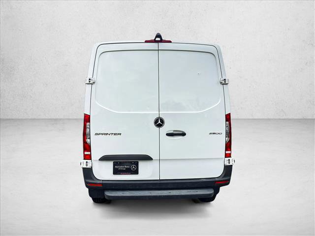 Used 2024 Mercedes-Benz Sprinter 2500 image 7