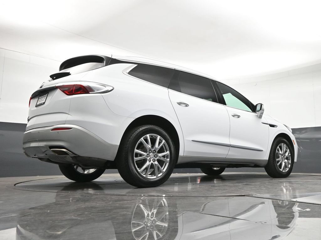 Certified 2024 Buick Enclave Essence w/ Experience Buick Package AWD/4WD image 28