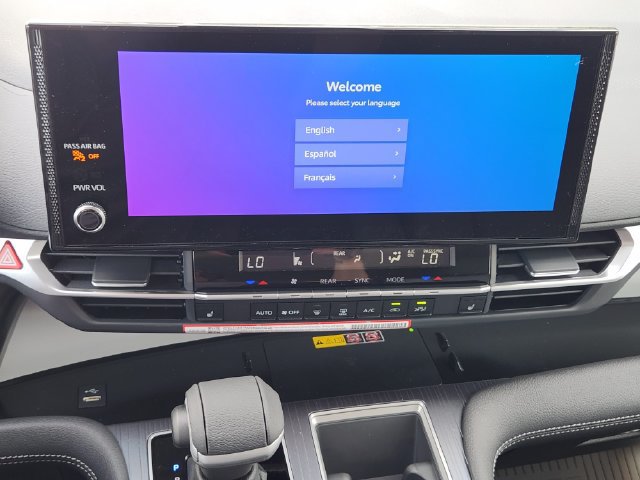 New 2026 Toyota Sienna XLE AWD/4WD image 14