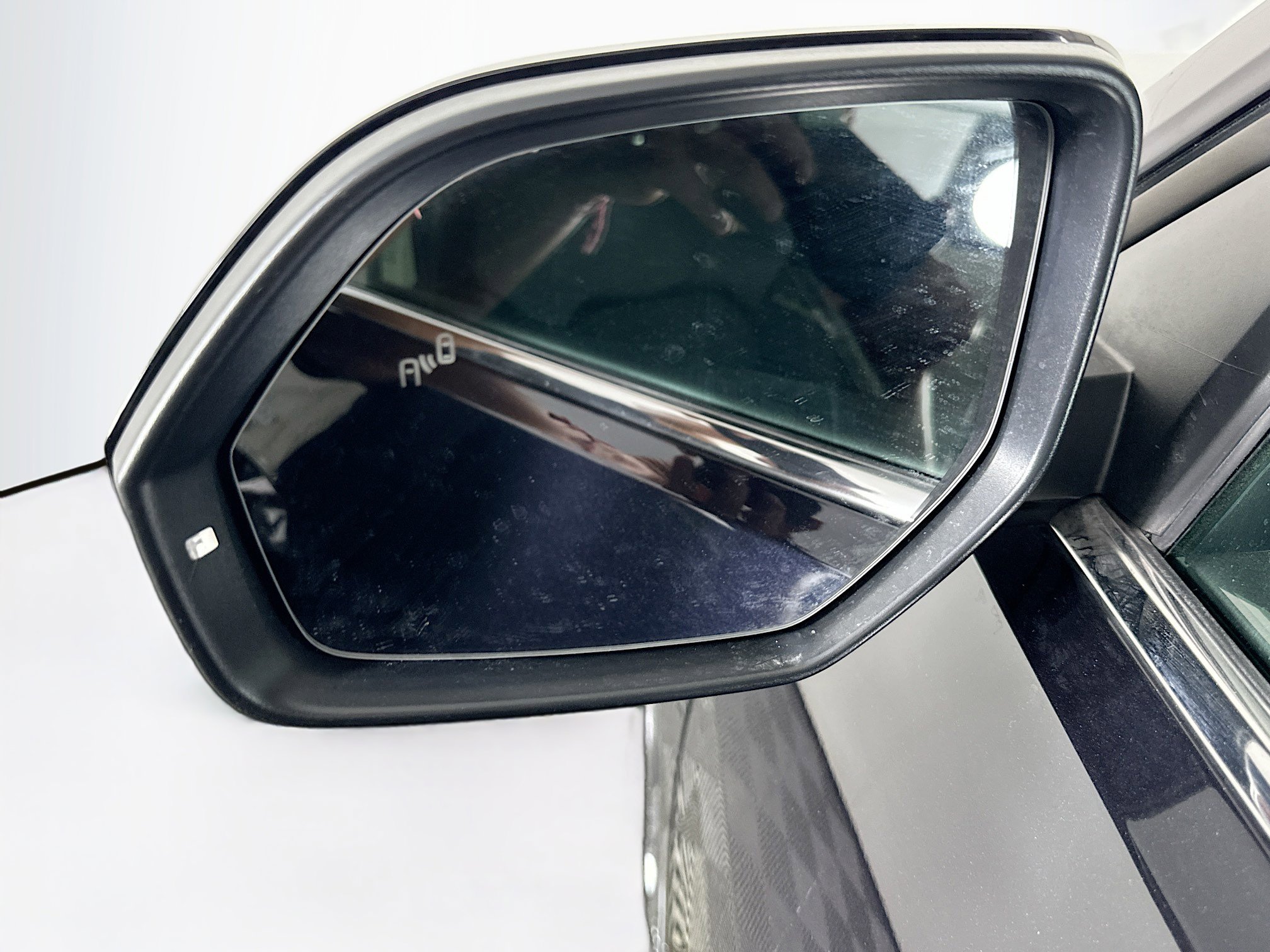 Used 2024 Volkswagen Atlas SE image 16