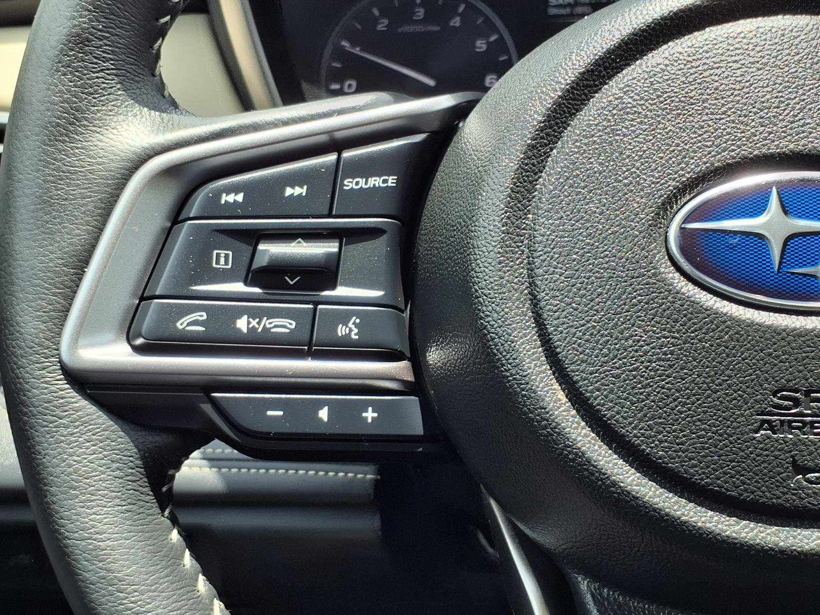 Certified 2025 Subaru Outback Limited XT AWD/4WD image 16