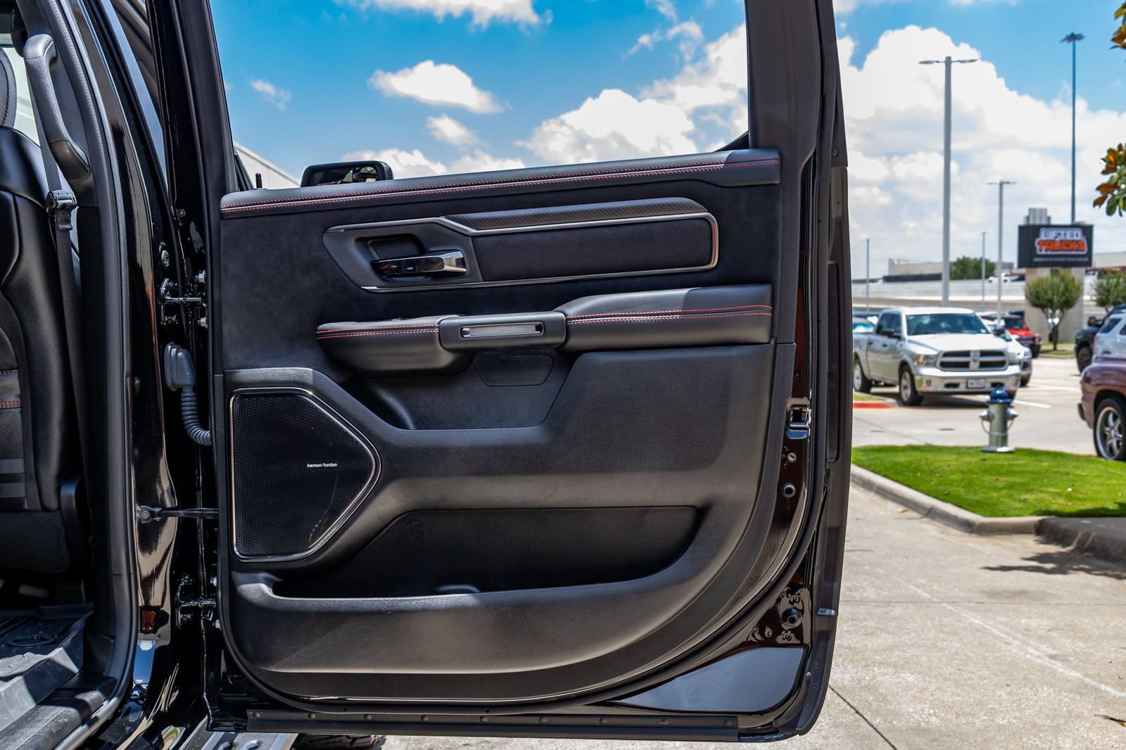 Used 2025 RAM 1500 RHO w/ RHO Level 1 Equipment Group AWD/4WD image 41