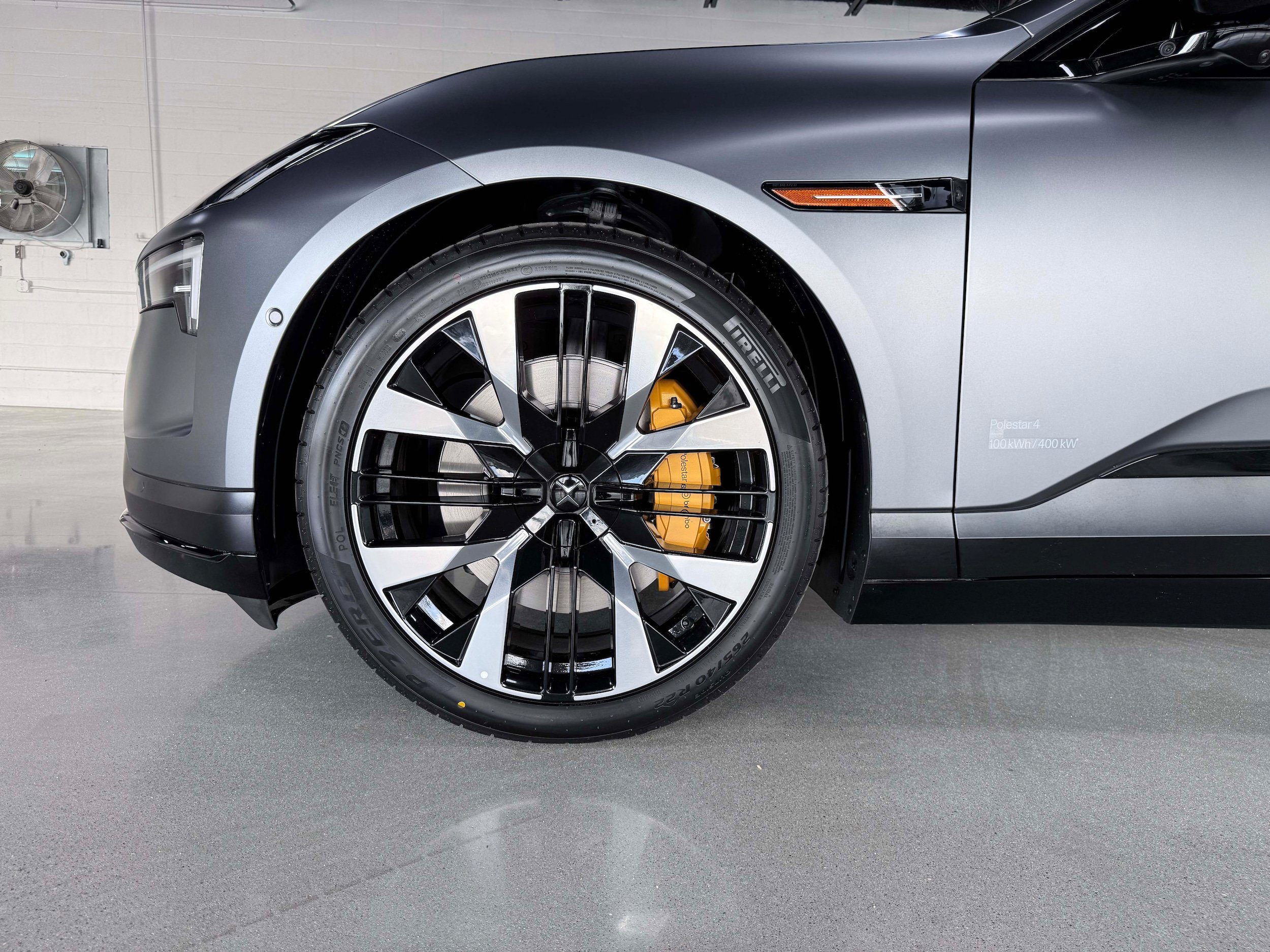 New 2026 Polestar Polestar 4 w/ Performance Pack AWD/4WD image 10