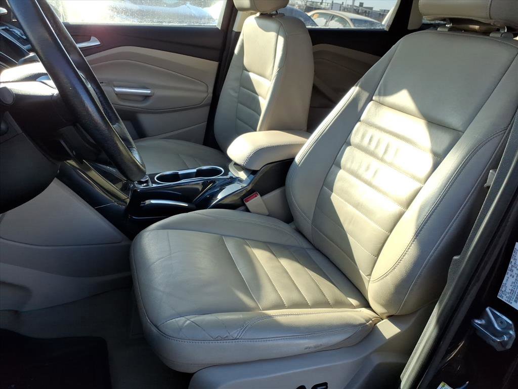 Used 2015 Ford Escape Titanium image 10