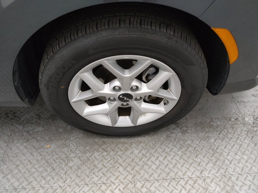 Used 2024 Kia Soul LX w/ LX Technology Package image 31