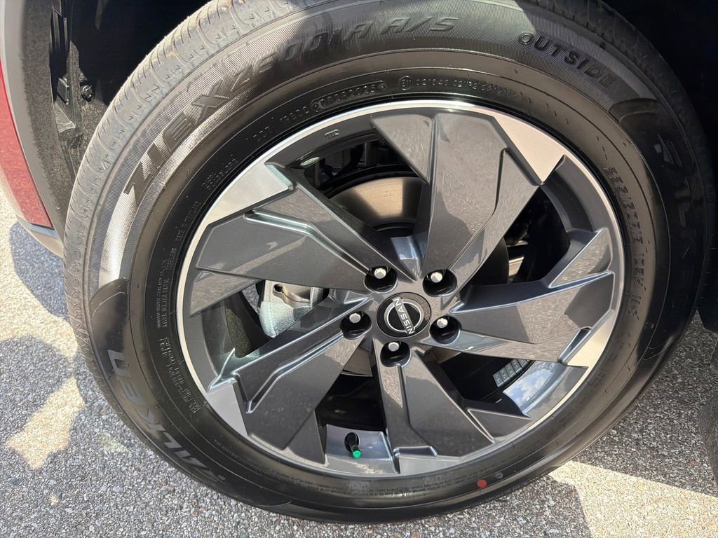 New 2026 Nissan Rogue SV image 39
