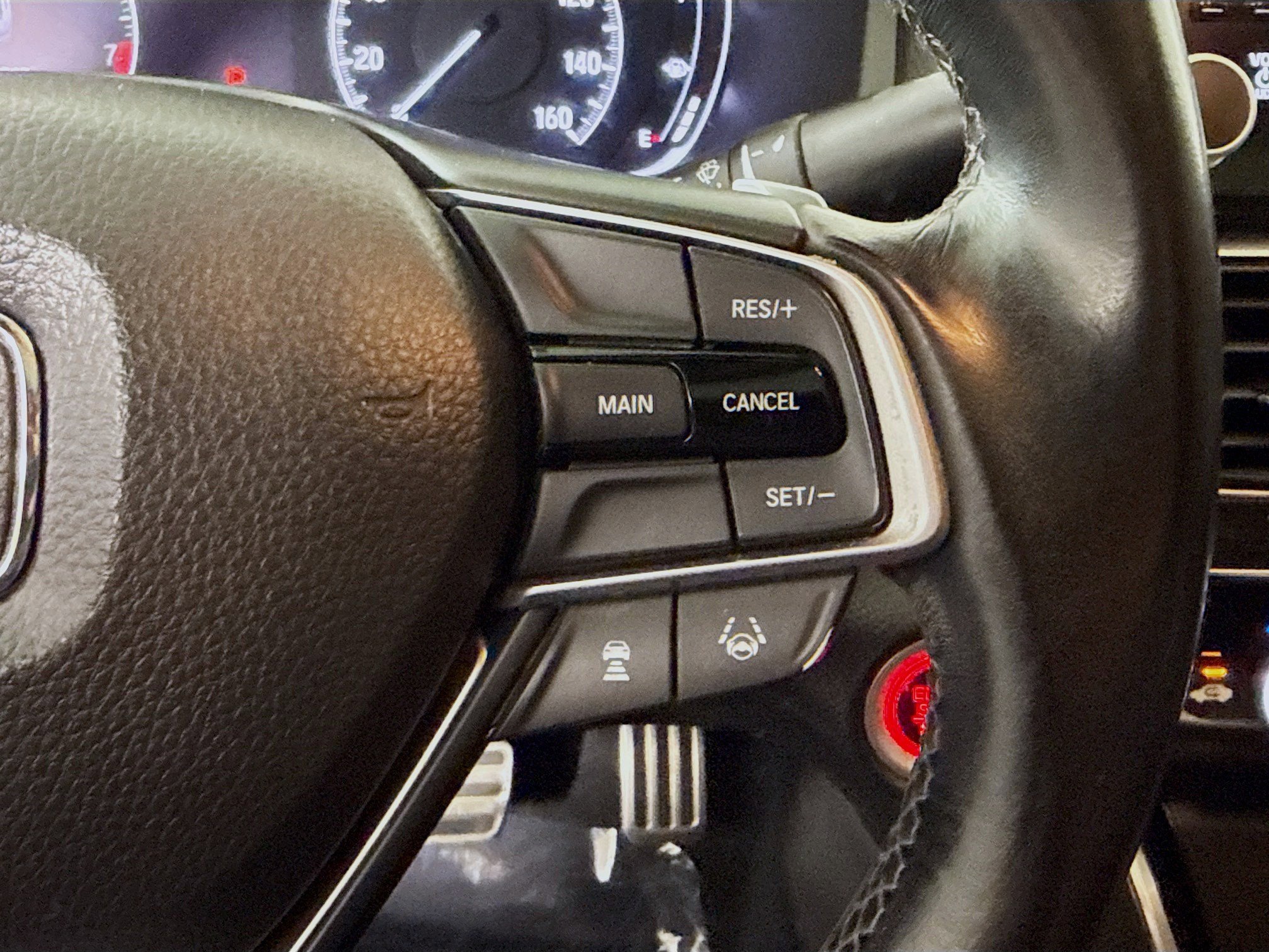 Used 2018 Honda Accord Sport image 15