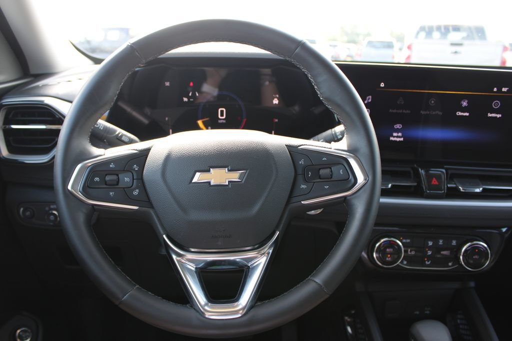 Used 2025 Chevrolet TrailBlazer LT w/ Convenience Package FWD image 35