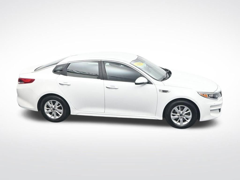 Used 2018 Kia Optima LX image 27