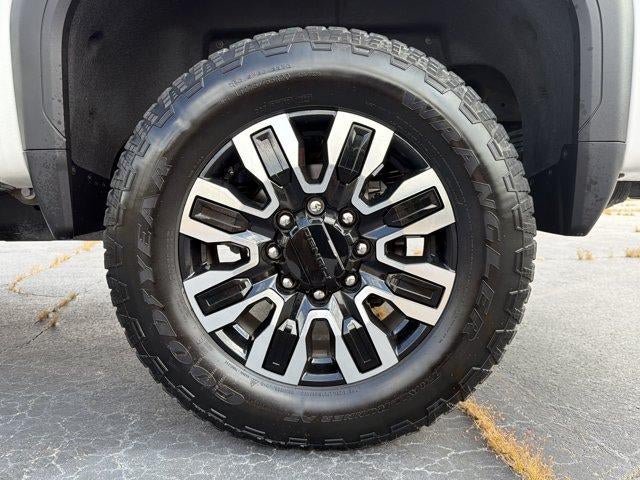 Used 2024 GMC Sierra 2500 Denali Ultimate AWD/4WD image 23