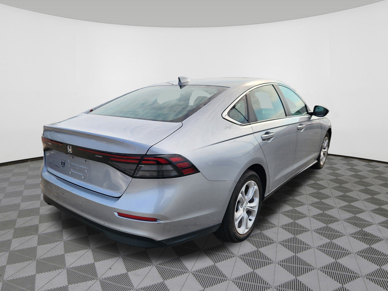 Certified 2023 Honda Accord LX image 4