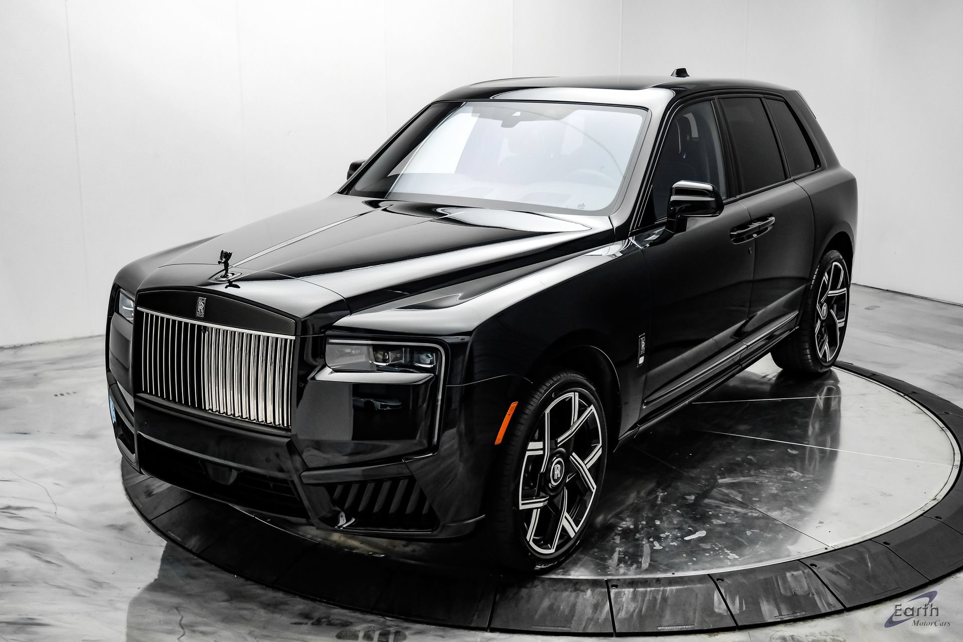 Used 2026 Rolls-Royce Cullinan Black Badge AWD/4WD image 7