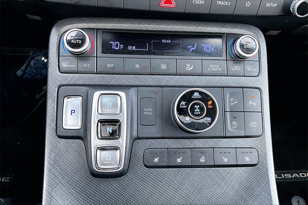 Used 2024 Hyundai Palisade Limited image 31