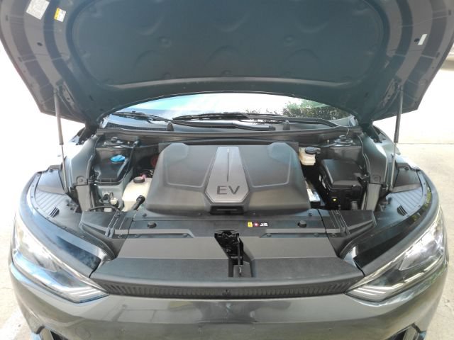 Used 2023 Kia EV6 Wind w/ Wind Technology Package RWD image 57